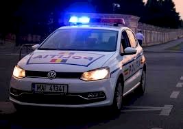 A fugit de poliție și și-a abandonat mașina pe raza municipiului Bistrița