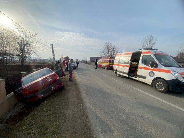 Accident la Jelna. O femeie a fost rănită de sistemul de siguranță al mașinii